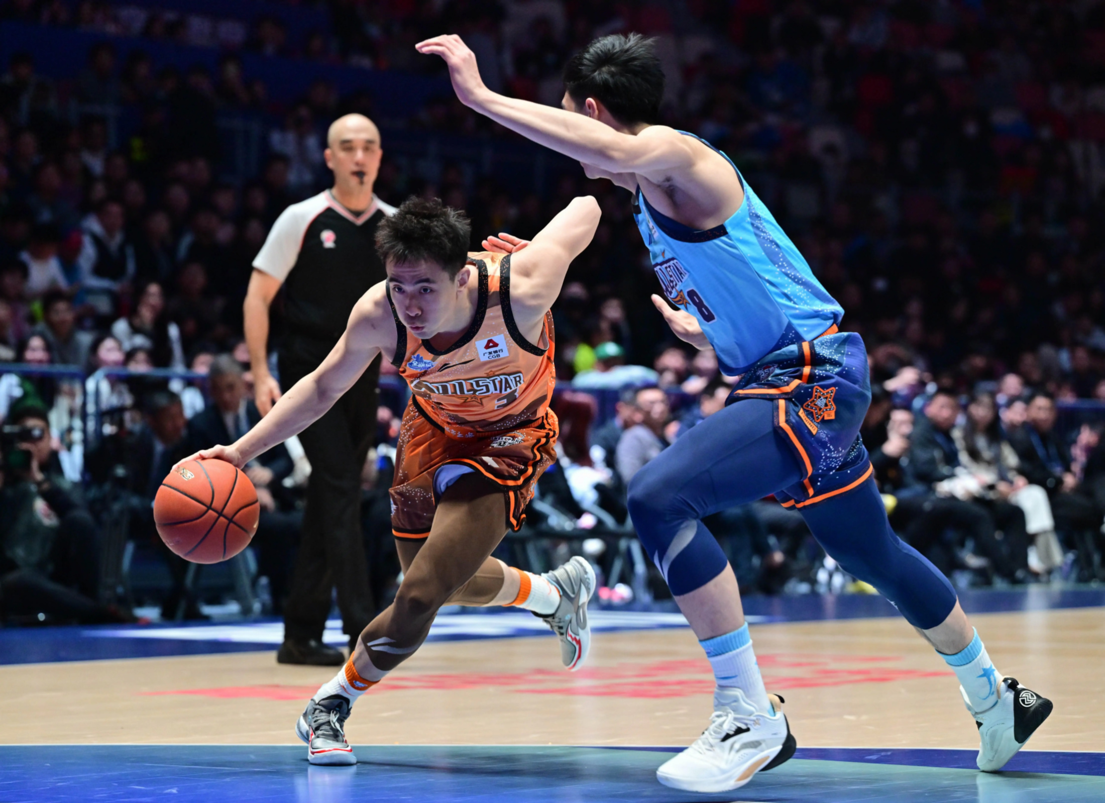 kysports-风云突变！山东男篮关键时刻战术微调，德国杯版图或变，悬念犹存，心理建设被强调的简单介绍-kysports